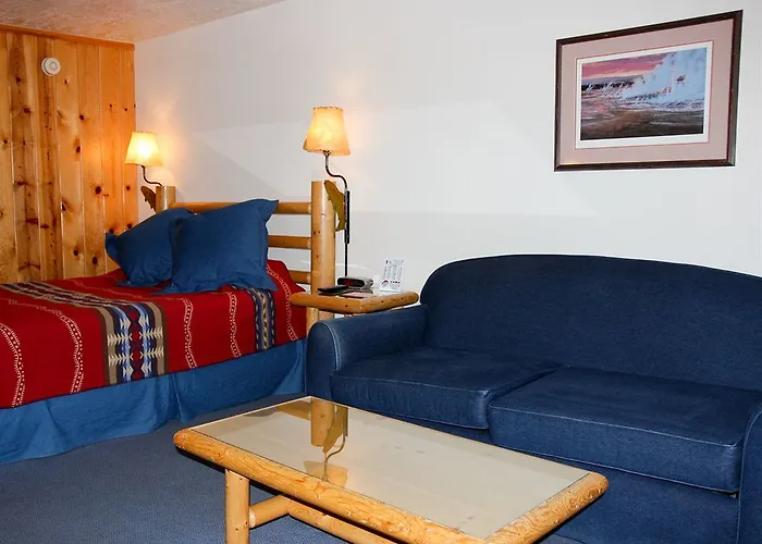 Motel Anglers 2*