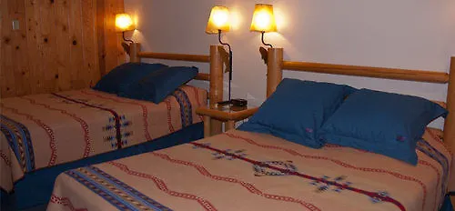 Motel Anglers 2*