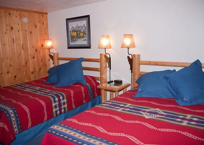 Motel Anglers 2*